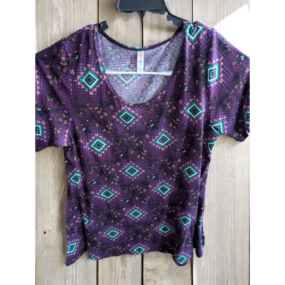 LuLaRoe Top PLus Size 2XL Geometric Short Sleeve Stretch Purple Green Mauve Blk